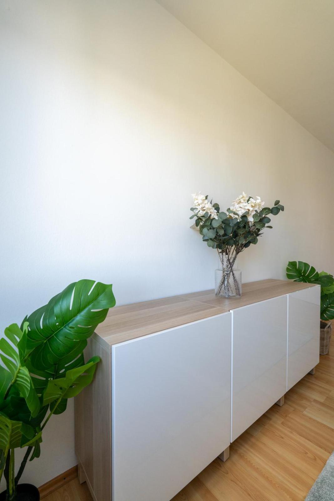 Two Bedrooms - 85 Squaremeters - 4 Min To U6 Dresdner Str Viyana Dış mekan fotoğraf