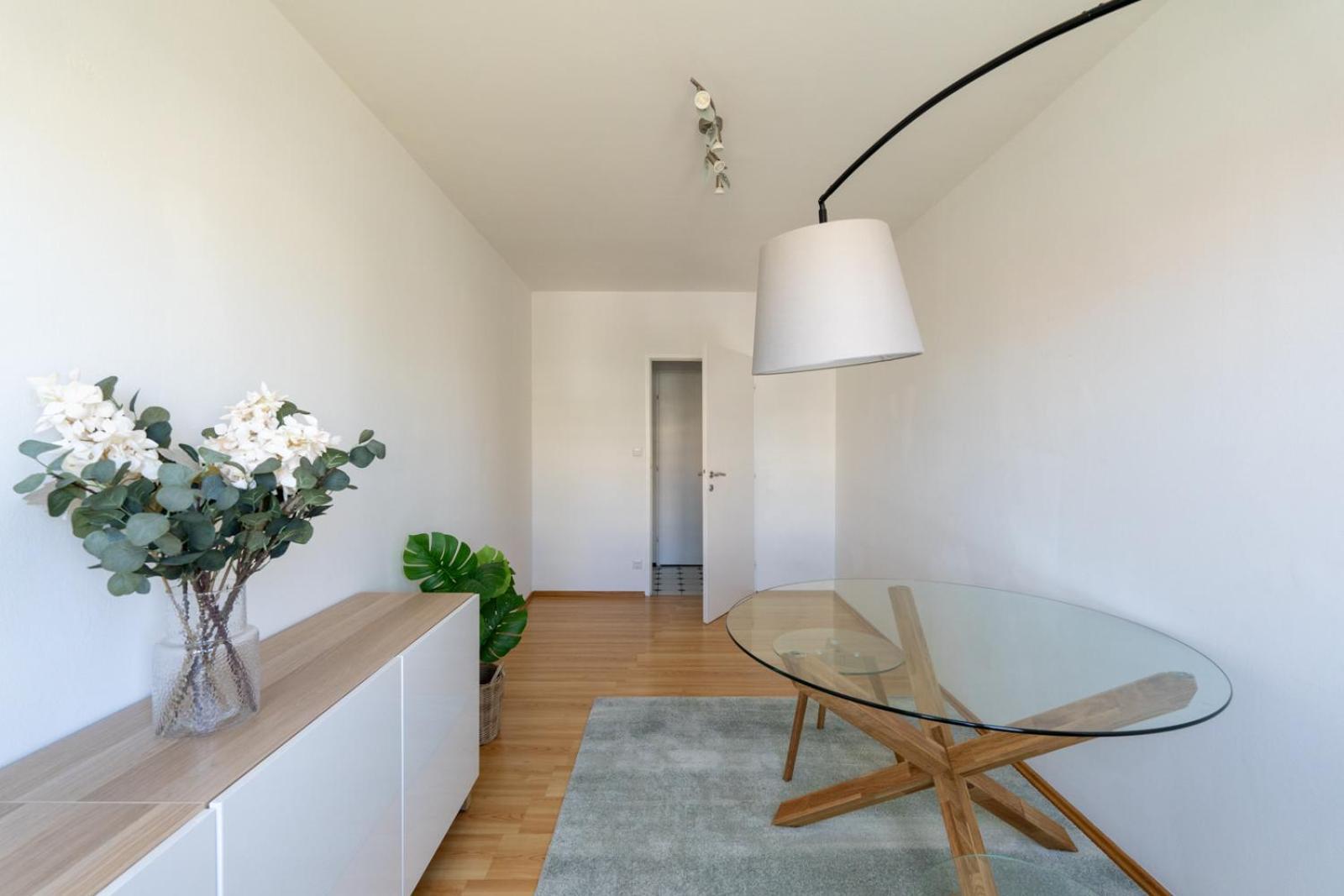 Two Bedrooms - 85 Squaremeters - 4 Min To U6 Dresdner Str Viyana Dış mekan fotoğraf