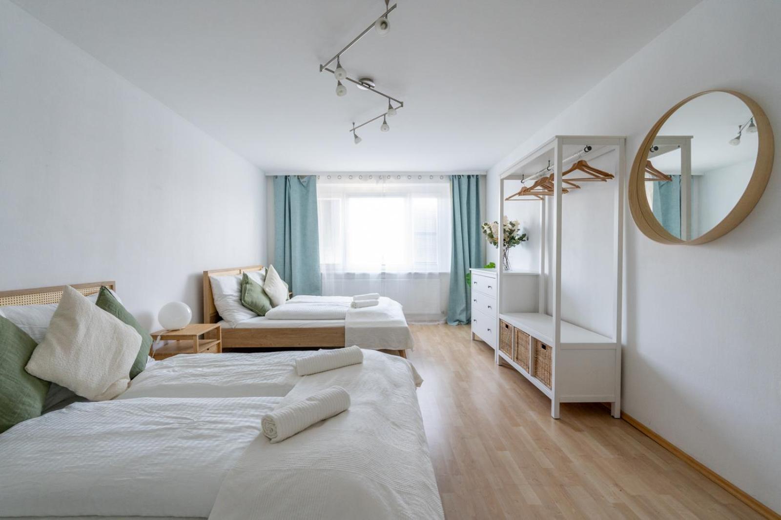Two Bedrooms - 85 Squaremeters - 4 Min To U6 Dresdner Str Viyana Dış mekan fotoğraf