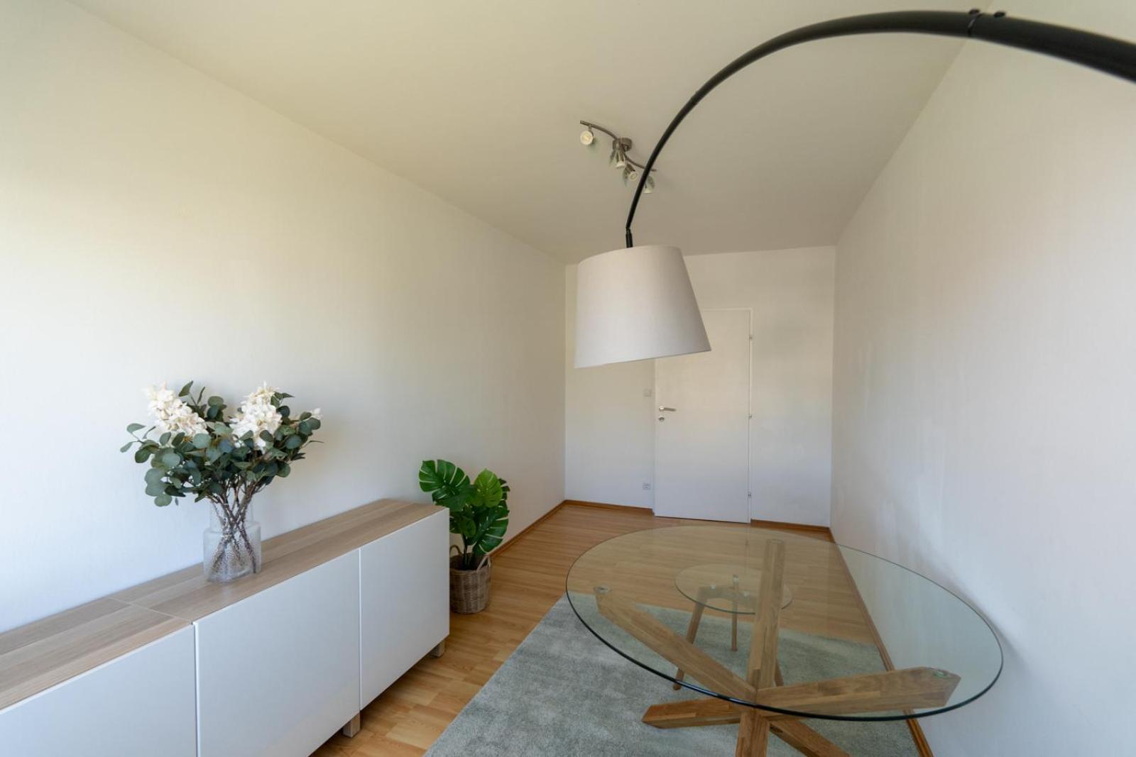 Two Bedrooms - 85 Squaremeters - 4 Min To U6 Dresdner Str Viyana Dış mekan fotoğraf
